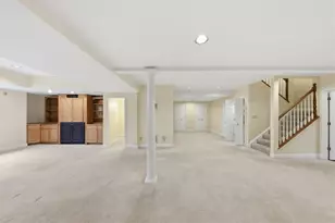 37 Plantation Dr NE, Atlanta, GA 30324 - Photo 61