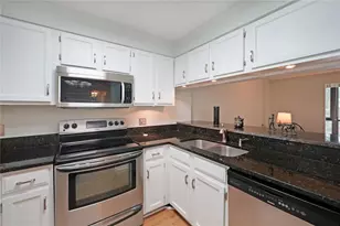 1800 Clairmont Lake, Decatur, GA 30033 - Photo 3