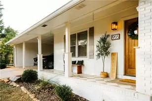 955 Victoria Ln, Oxford, GA 30054 - Photo 3