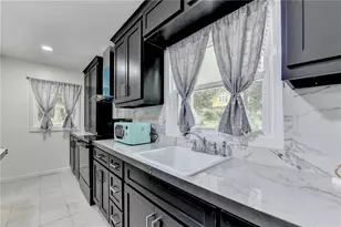 6654 Old Covington Rd, Lithonia, GA 30058 - Photo 15