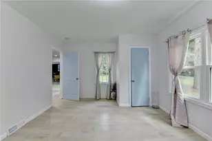 6654 Old Covington Rd, Lithonia, GA 30058 - Photo 19