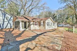 66 Howell Dr SW, Atlanta, GA 30331 - Photo 1