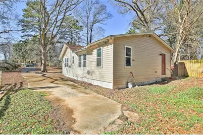 66 Howell Drive SW, Atlanta, GA 30331 - Photo 23