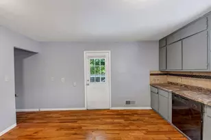 1677 Wayland Circle, Brookhaven, GA 30319 - Photo 15