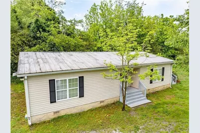 5375 Clarks Bridge Road, Gainesville, GA 30506 - Photo 9