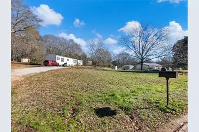 136 Pine Street, Danielsville, GA 30633 - Photo 27