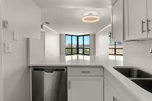 2870 Pharr Ct South NW, Atlanta, GA 30305 - Photo 7