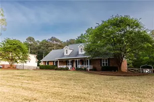 184 Wildflower Dr, Social Circle, GA 30025 - Photo 3