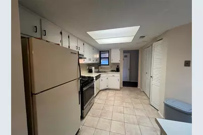 2006 Powers Ferry Trace SE, Marietta, GA 30067 - Photo 9