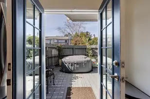 1011 Riverbend Club Dr, Atlanta, GA 30339 - Photo 15