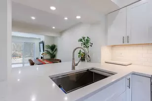 1011 Riverbend Club Dr, Atlanta, GA 30339 - Photo 13