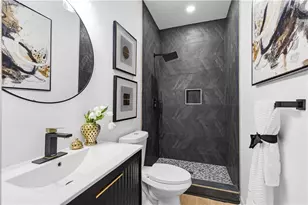 2933 Cloverhurst Dr, Atlanta, GA 30344 - Photo 19