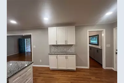 2301 Echo Hills Circle NE, Atlanta, GA 30345 - Photo 9