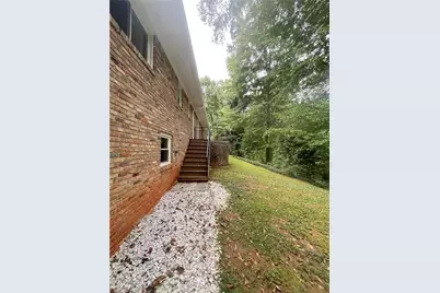 2301 Echo Hills Circle NE, Atlanta, GA 30345 - Photo 41