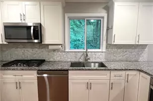 2301 Echo Hills Cir NE, Atlanta, GA 30345 - Photo 7