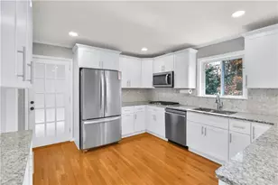 2301 Echo Hills Cir NE, Atlanta, GA 30345 - Photo 3