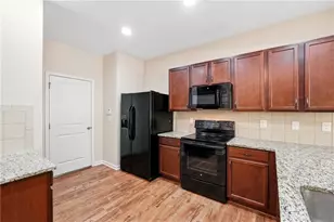 214 Highland Pointe Cir E, Dawsonville, GA 30534 - Photo 9