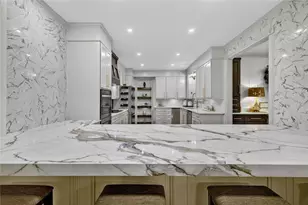 2525 Spalding Dr, Atlanta, GA 30350 - Photo 9