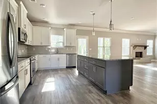 1917 Castleberry, Buford, GA 30518 - Photo 9