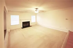 301 Othello Dr, Hampton, GA 30228 - Photo 5