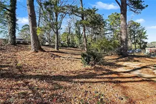 1933 Glen Echo Dr, Decatur, GA 30032 - Photo 23