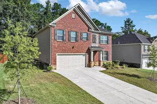 609 Blue Juniper Cir, Loganville, GA 30052 - Photo 3