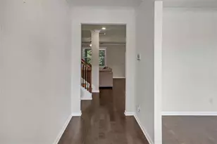 609 Blue Juniper Cir, Loganville, GA 30052 - Photo 5