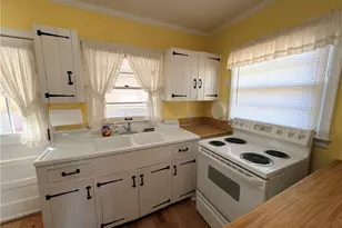 1104 Park Cir NW, Conyers, GA 30012 - Photo 9