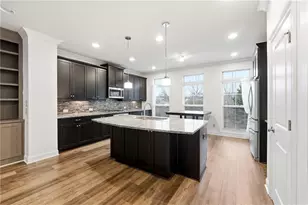 7809 Laurel Crest Dr, Suwanee, GA 30024 - Photo 3