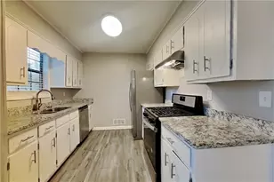 524 Mephisto Cir, Lawrenceville, GA 30046 - Photo 3