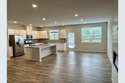 741 Point Place Drive, Loganville, GA 30052 - Photo 5