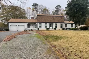 119 Woodlawn Dr NE, Marietta, GA 30067 - Photo 1