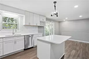 2419 Greenway Dr, Decatur, GA 30035 - Photo 13