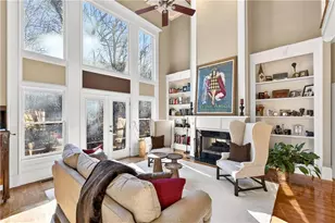 2075 River Falls Dr, Roswell, GA 30076 - Photo 5