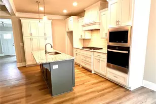 279 Adventure Trl, Jefferson, GA 30549 - Photo 15