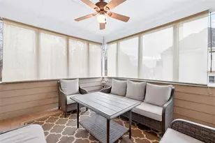 4023 Lost Oak Dr, Buford, GA 30519 - Photo 19