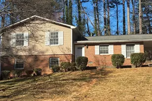 3992 Maplewood Dr, Decatur, GA 30035 - Photo 3