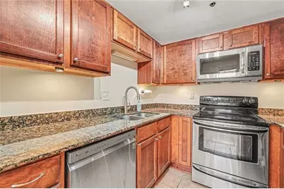 2855 Peachtree Road NE #201, Atlanta, GA 30305 - Photo 11