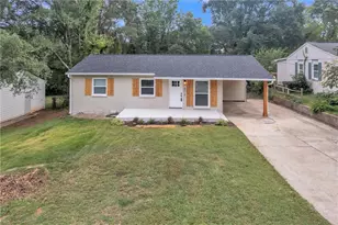 372 Amal Dr SW, Atlanta, GA 30315 - Photo 1