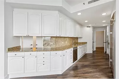 2660 Peachtree Road NW #32C, Atlanta, GA 30305 - Photo 11