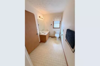 208 Lakeshore Drive, Jefferson, GA 30549 - Photo 13