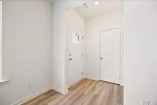 1585 Salem Dr, Conyers, GA 30013 - Photo 3