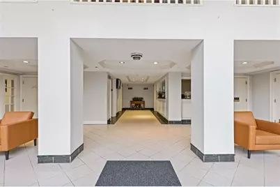 2479 Peachtree Road NE #402, Atlanta, GA 30305 - Photo 17