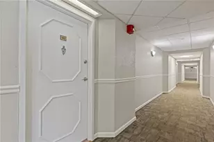 2479 Peachtree Rd NE, Atlanta, GA 30305 - Photo 15