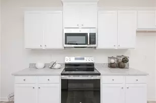 1577 Salem Dr, Conyers, GA 30013 - Photo 9