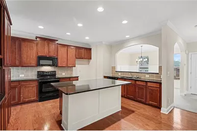 2707 Hallwood Lane, Suwanee, GA 30024 - Photo 9