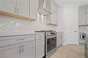 203 Retreat Ln, Canton, GA 30114 - Photo 11