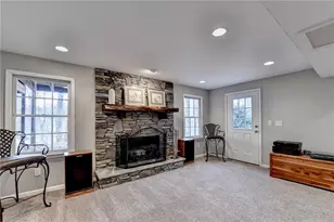 8950 Laurel Way, Johns Creek, GA 30022 - Photo 49