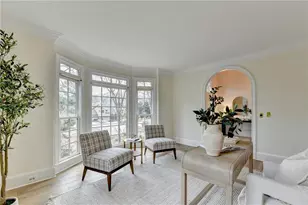 8950 Laurel Way, Johns Creek, GA 30022 - Photo 5