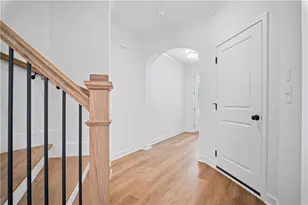 201 Retreat Ln, Canton, GA 30114 - Photo 13